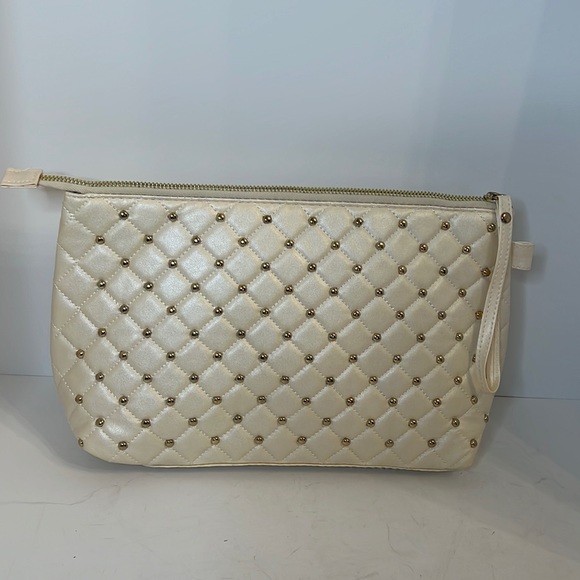 LAURA ASHLEY CREAM  WITH GOLD STUDS CLUTCH BAG - Picture 14 of 14